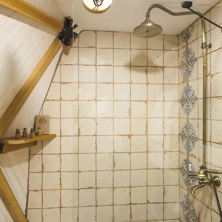 Kabak Dome Suites Hotell *
