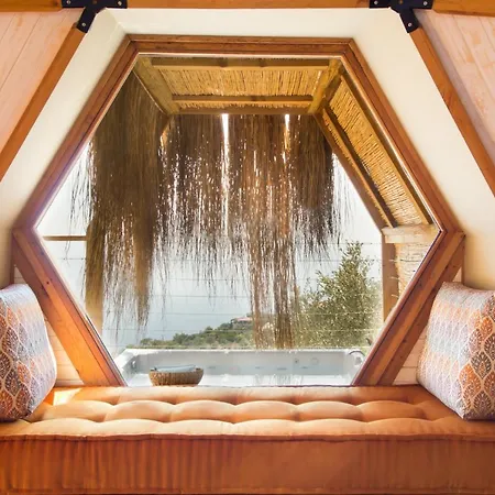 Kabak Dome Suites Hotell *