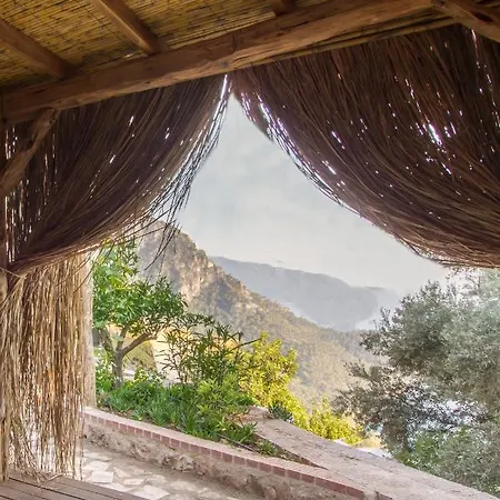 ホテル Kabak Dome Suites